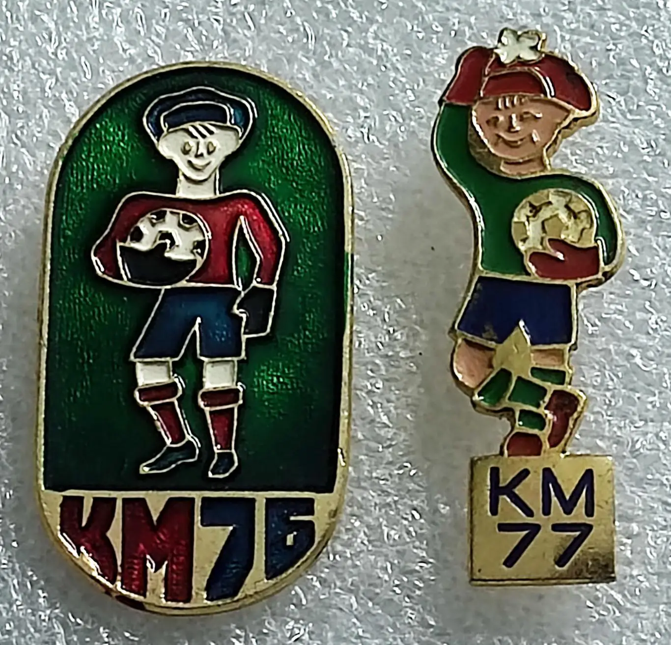 ПИОНЕРИЯ. КЛУБ ЦК ВЛКСМ КОЖАНЫЙ МЯЧ. ФУТБОЛ. ФИНАЛИСТ 1976 - 1977 ПАРА