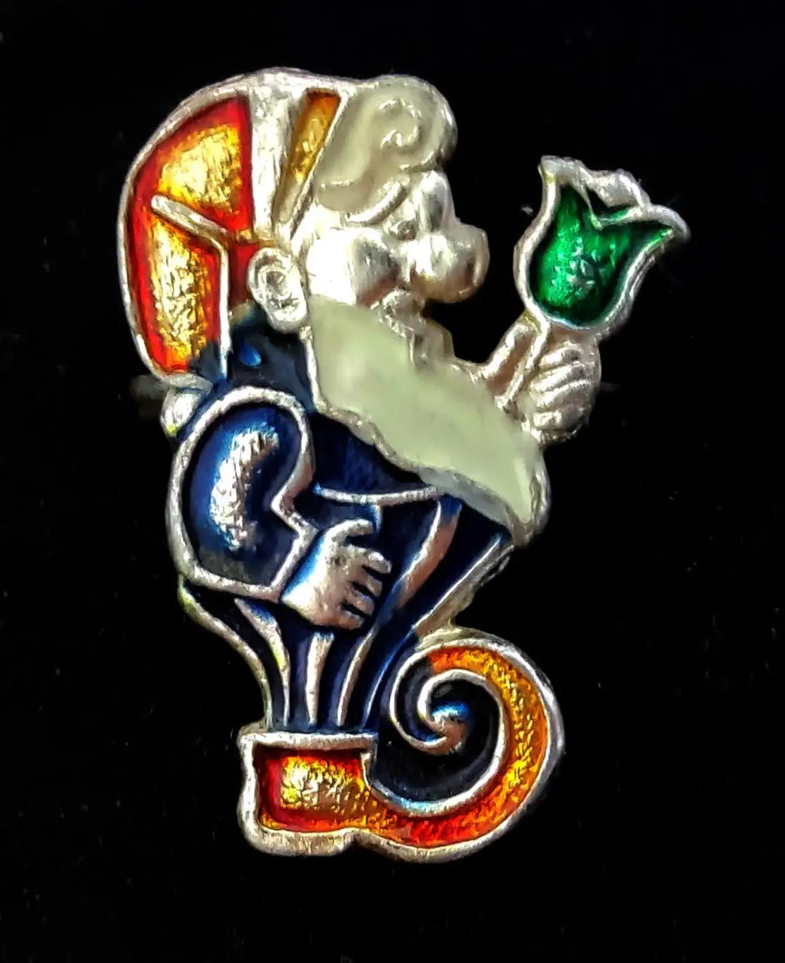 Детский. Сказка. Белоснежка и 7 гномов. Гном с цветком. мультфильм