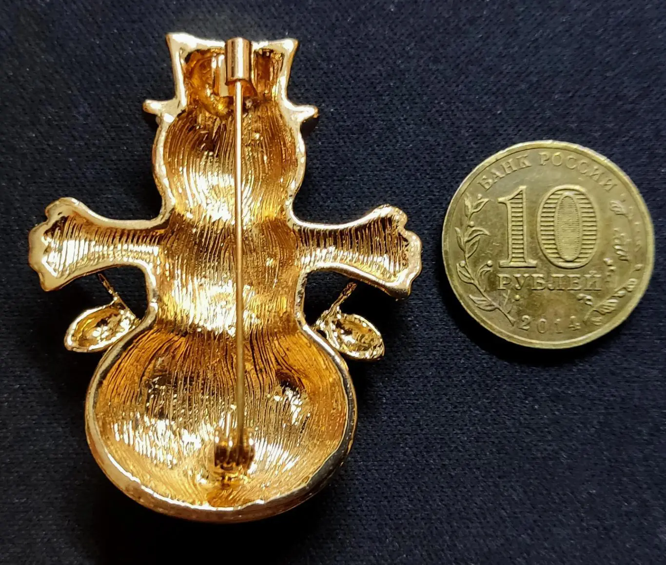 С новым годом! Снеговик. Брошь значок. Тяжелый с цветным стеклом. 1