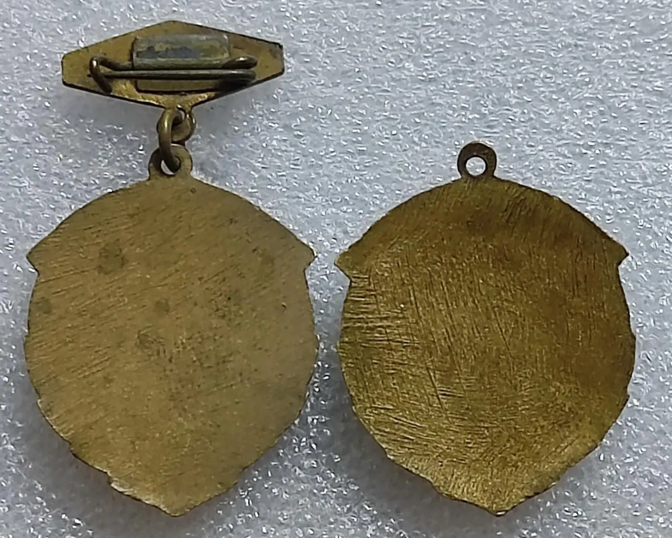 СПОРТ. ВЕЛОСПОРТ ПЕРВЕНСТВО ОБЛАСТИ УКРАИНСКОЙ ССР 1959 тяжелый. эмаль 1