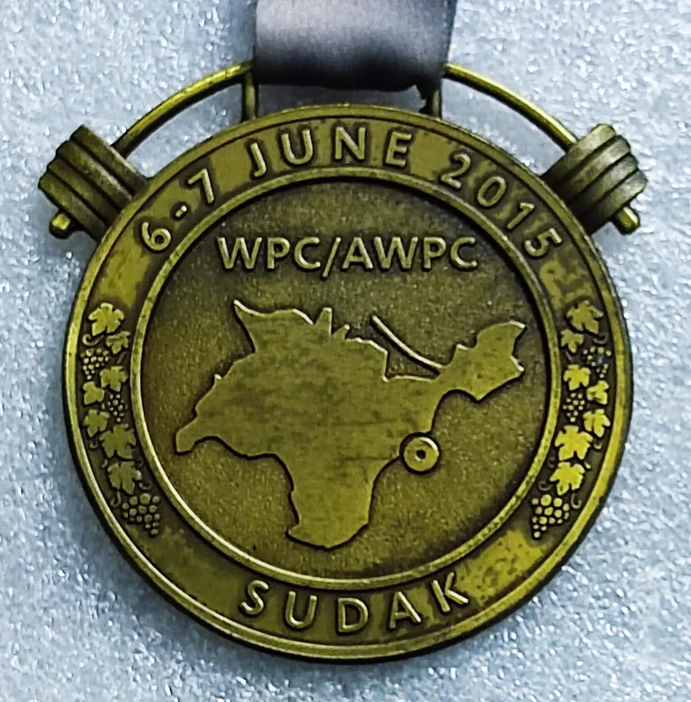 СПОРТ. ШТАНГА ТЯЖЕЛАЯ АТЛЕТИКА. КРЫМ СУДАК. БРОНЗОВЫЙ ПРИЗЕР 2015 г.