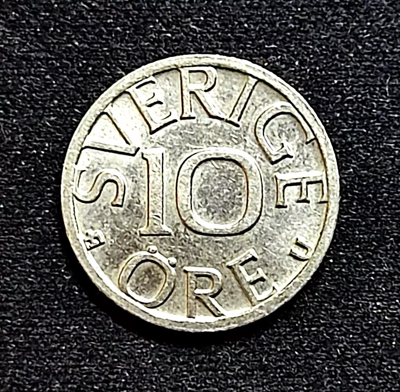 Швеция 10 эре 1977. из оборота