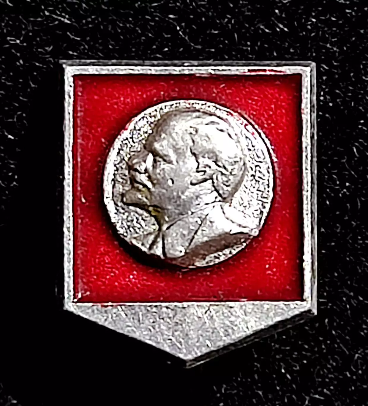 Ленин В.И. Ульянов. редкий Прибалтика. Латвия фрачник