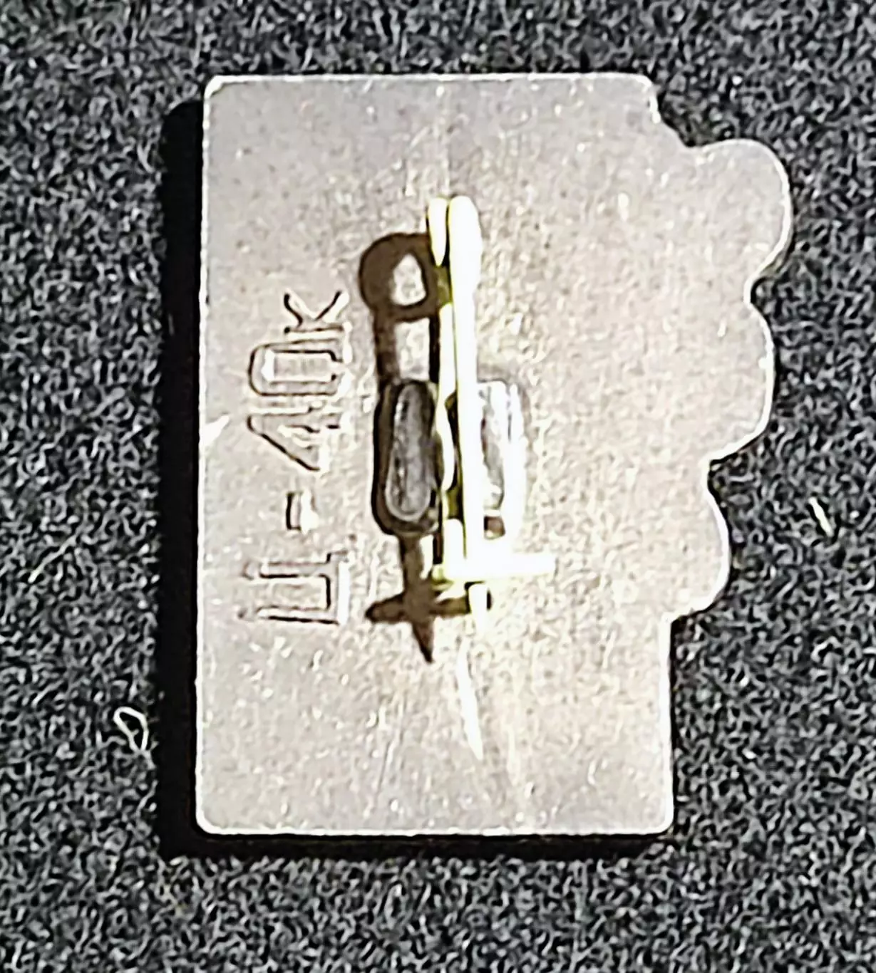 Ленин В.И. Ульянов. ситалл на металле. марки на значках. 1