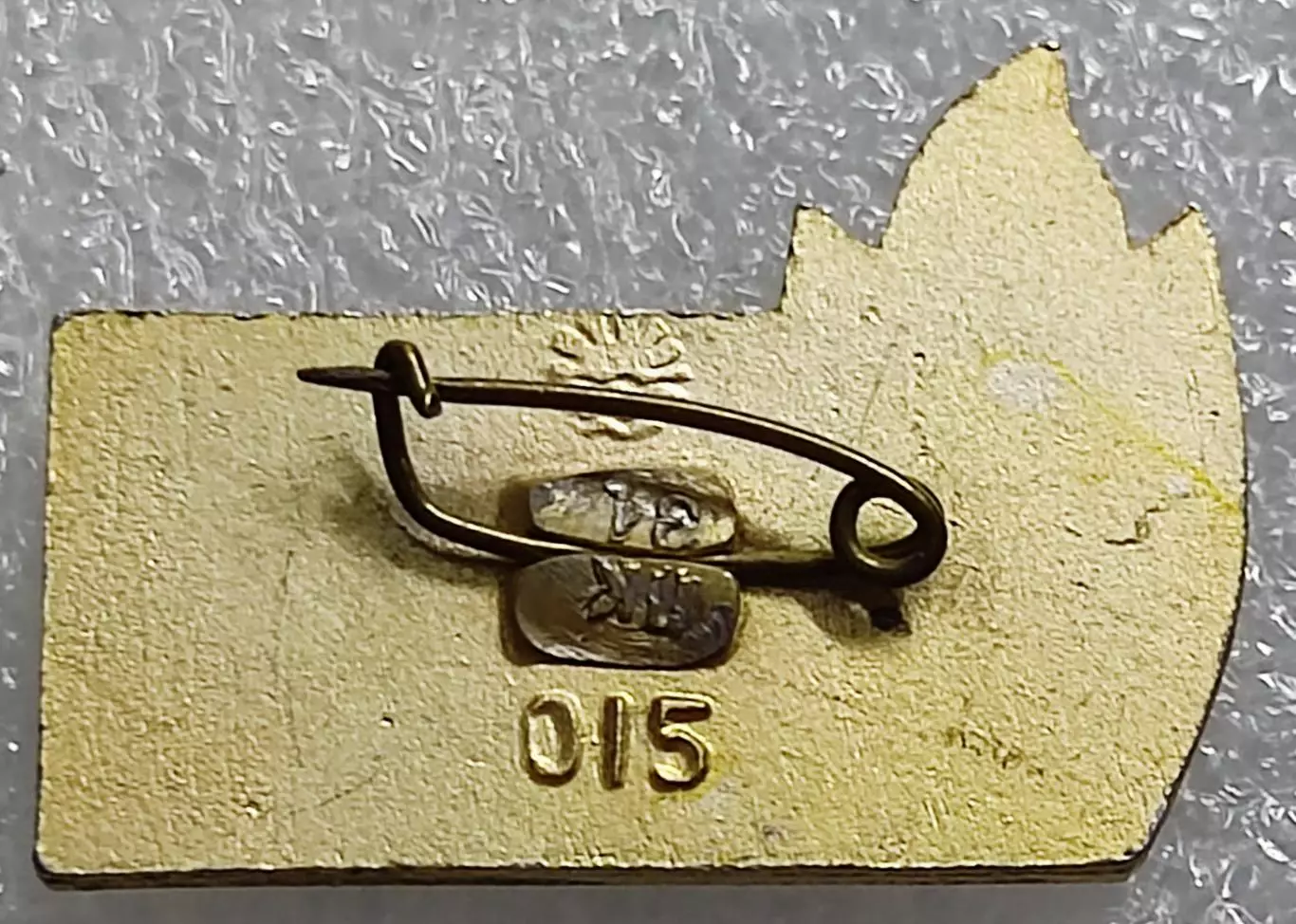 ЦК ВЛКСМ. КОМСОМОЛ. ПИОНЕРИЯ. АРТЕК - КОСТЕРОК 60-х. з-д ТАВРИЯ 3