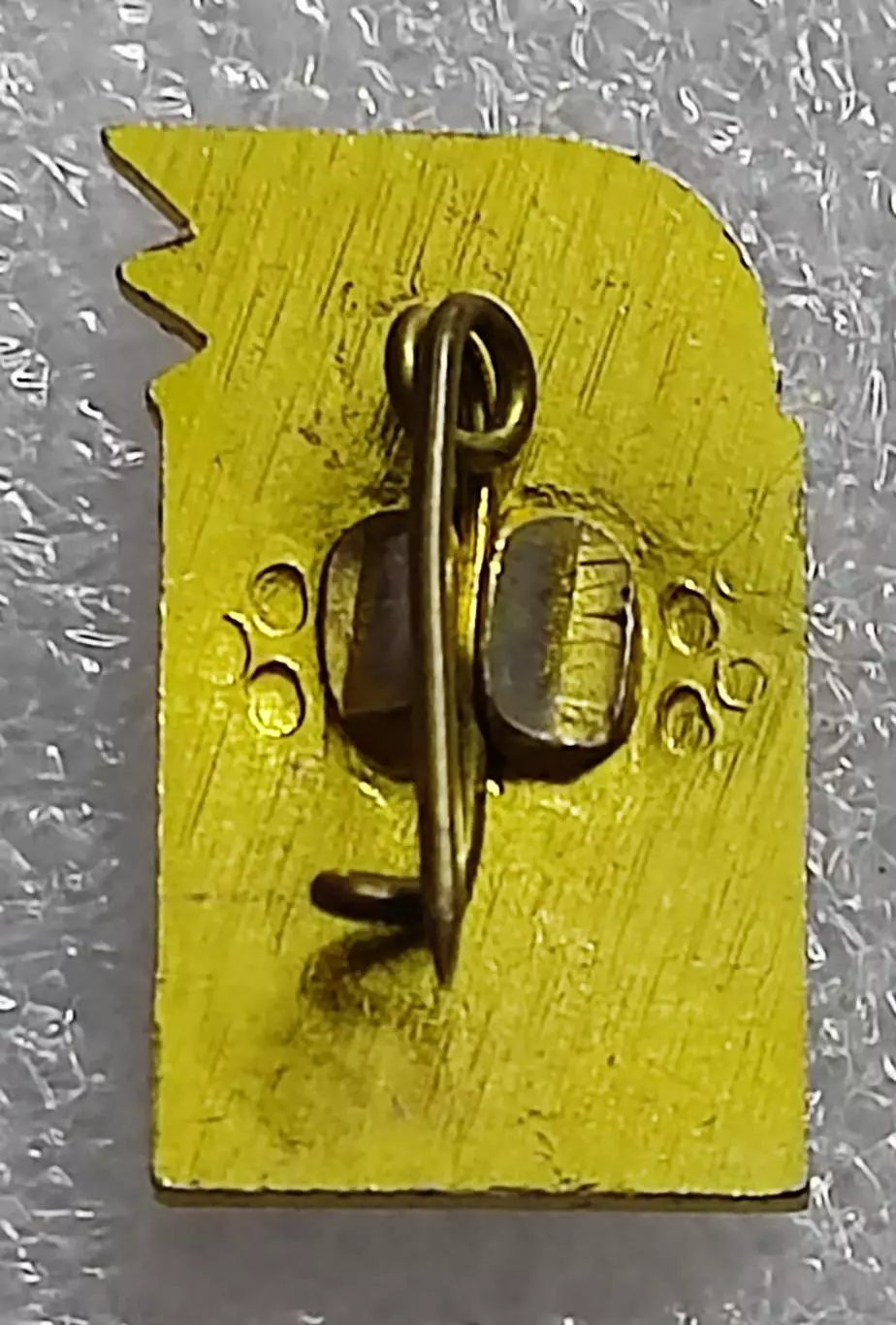 ПИОНЕРИЯ. БОЛГАРИЯ. ЧЛЕНСКИЙ ЗНАК ОКТЯБРЕНКА. ЧАВДАРЧЕ. ЛЕГКИЙ 1