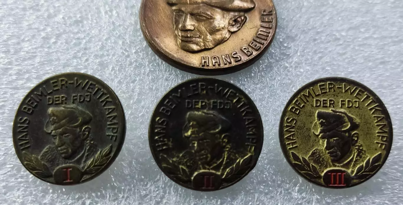 КОМСОМОЛ ГДР FDJ - ЗА ВЫСОКИЕ СПОРТИВНЫЕ РЕЗУЛЬТАТЫ ГАНС БАЙМЛЕР. КОМПЛЕКТ 1