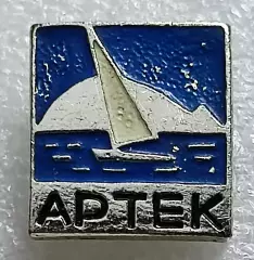 ЦК ВЛКСМ. КОМСОМОЛ. ПИОНЕРИЯ. АРТЕК - КОРАБЛИК. ЯСФ