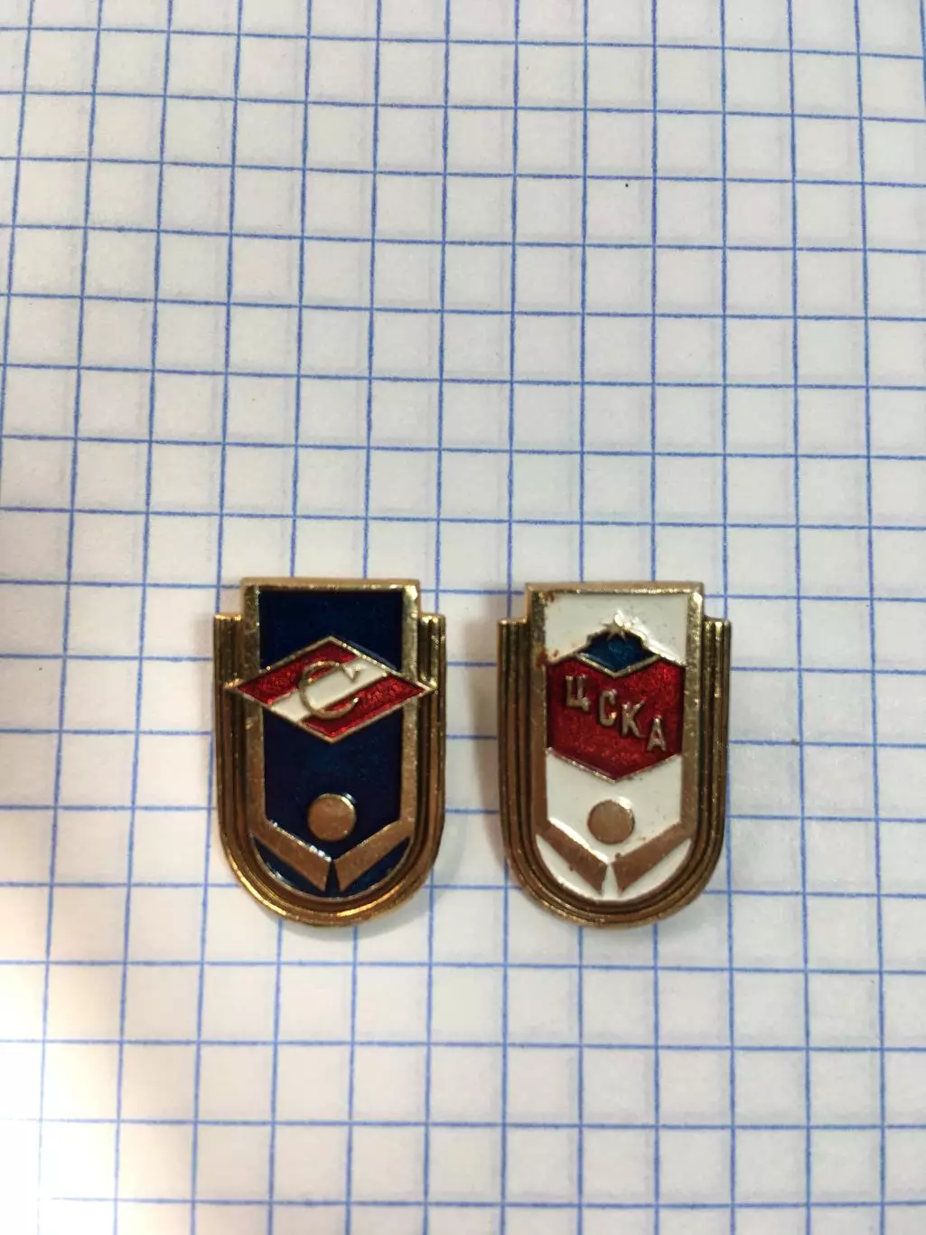 Значок Спартак/ЦСКА хоккей(2шт.)