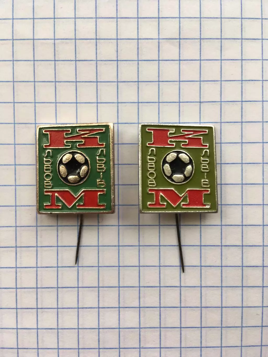 Значок Кожаный мяч Львов(2шт)