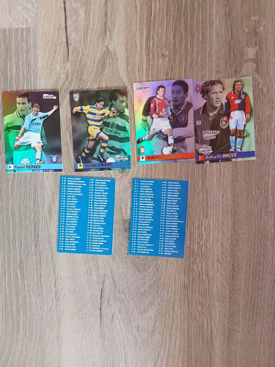 DS Pianeta Calcio 1998-1999. 198 базовых карт+CL3, CL4+4 Gold Special 1