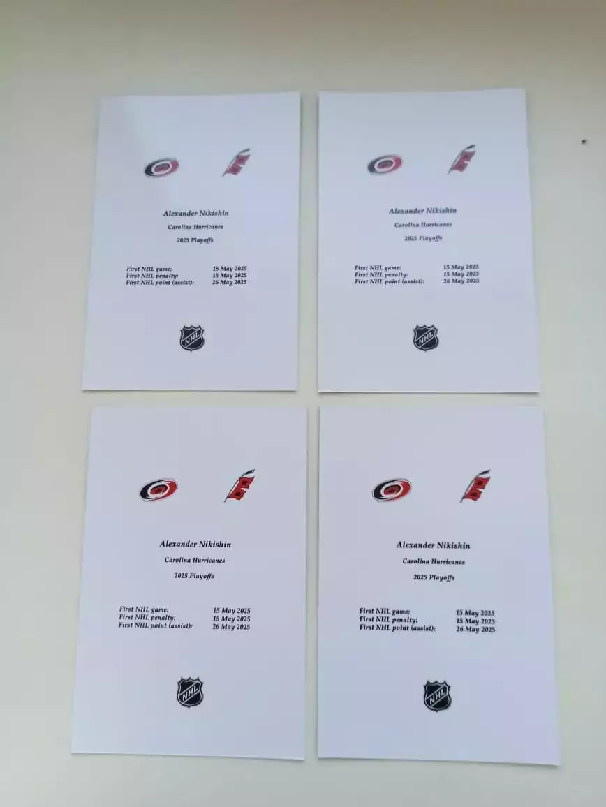 Никишин Александр, карточка савтографом хоккей NHL Carolina, Россия 4 шт. 1