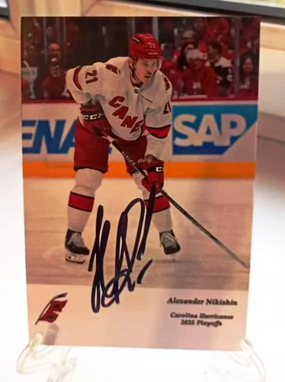 Никишин Александр , Caroline . NHL . Россия