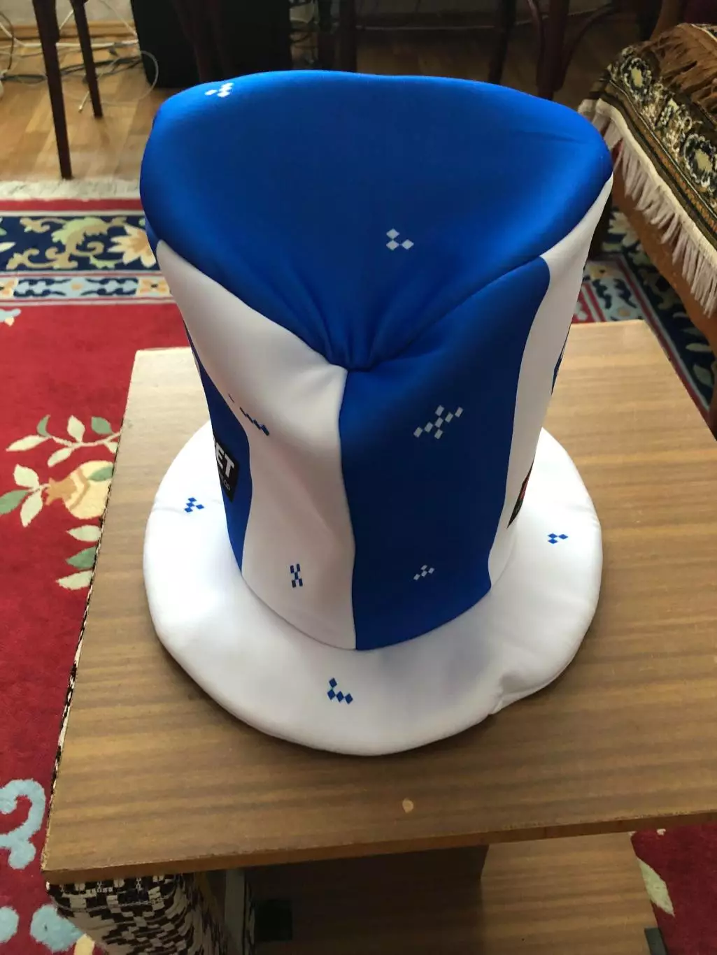 Фанатская шляпа-цилиндр Динамо Киев 3