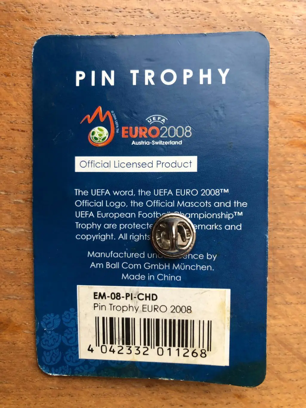 Значок Евро-2008. Трофей турнира. 1