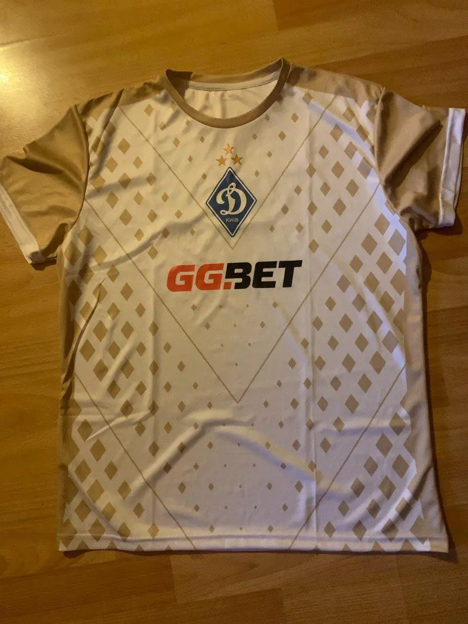 Сувенирная футболка Динамо (Киев)*