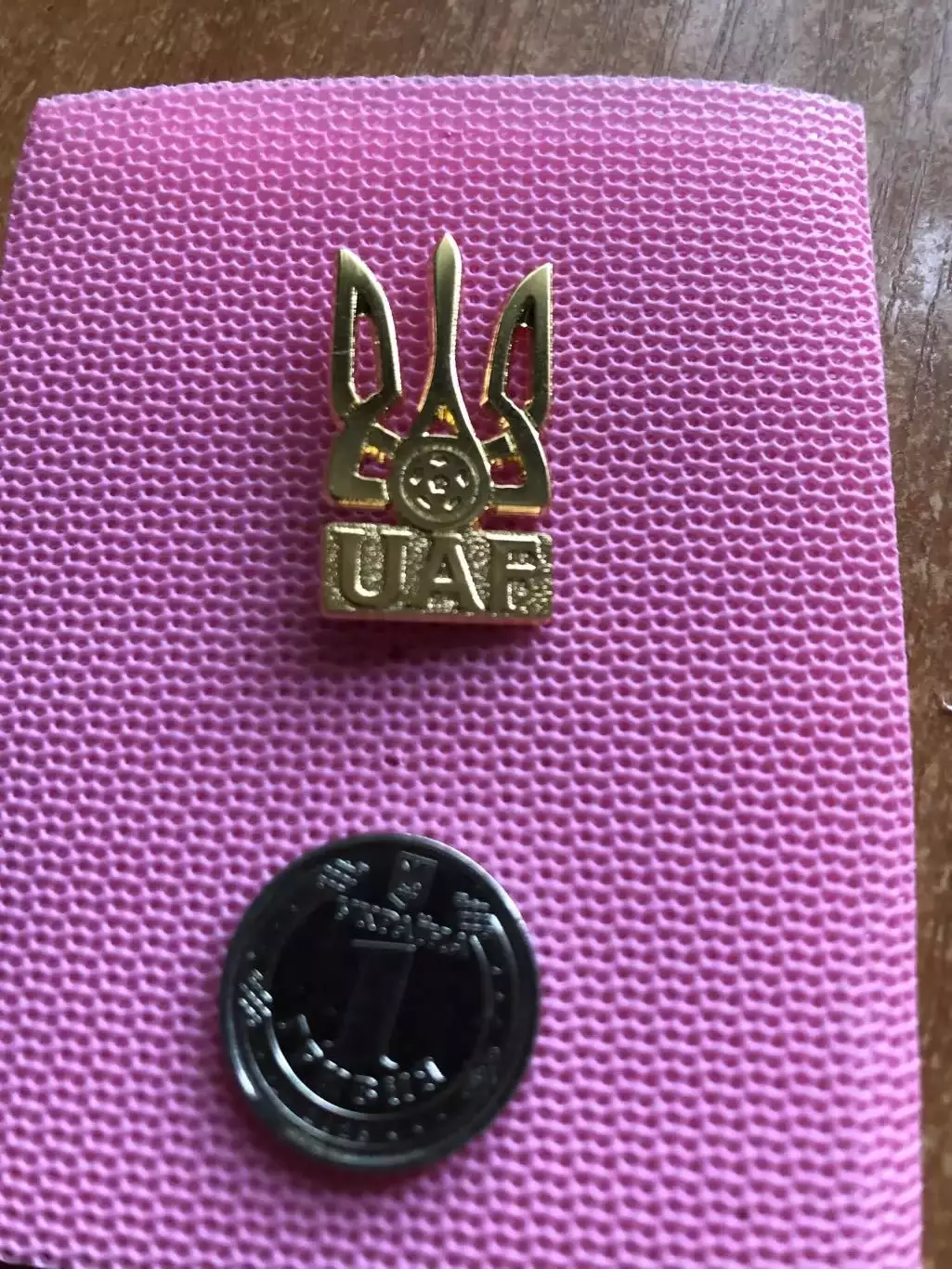 Значок Украинская ассоциация футбола. Редкий