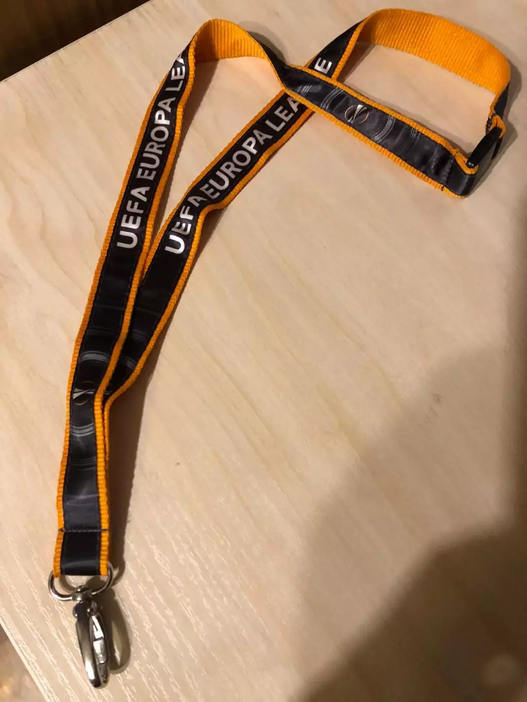 Акция! Все по 5 грн! Шнурок для аккредитаций на матчи Лиги Европы (старый вид)