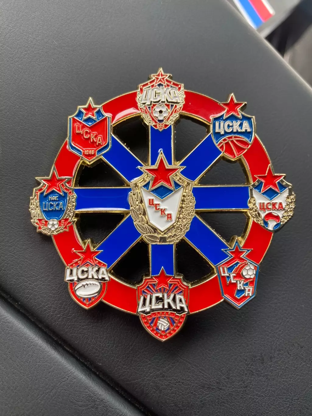 Знак ЦСКА наше всё! ЦСКА эмблемы игровых видов спорта!