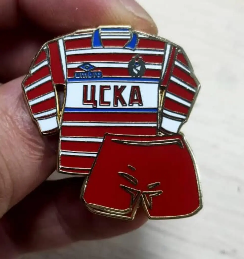 знак форма ЦСКА 1991 года