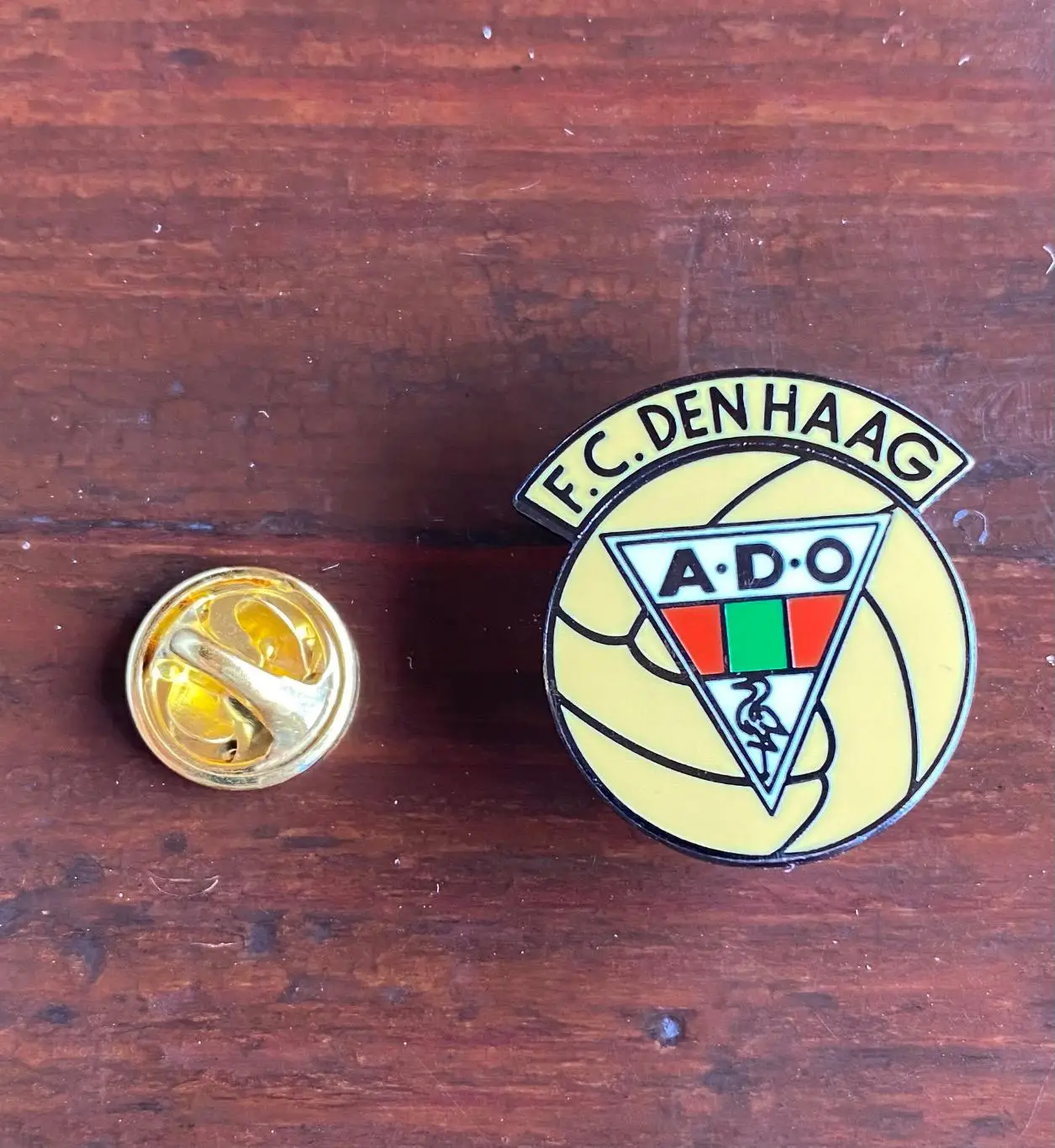 знак АДО Ден Хааг Гаага Нидерланды Голландия