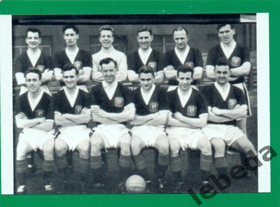 Фалкир Шотландия - 1956 / 1957 год. Состав команды.
