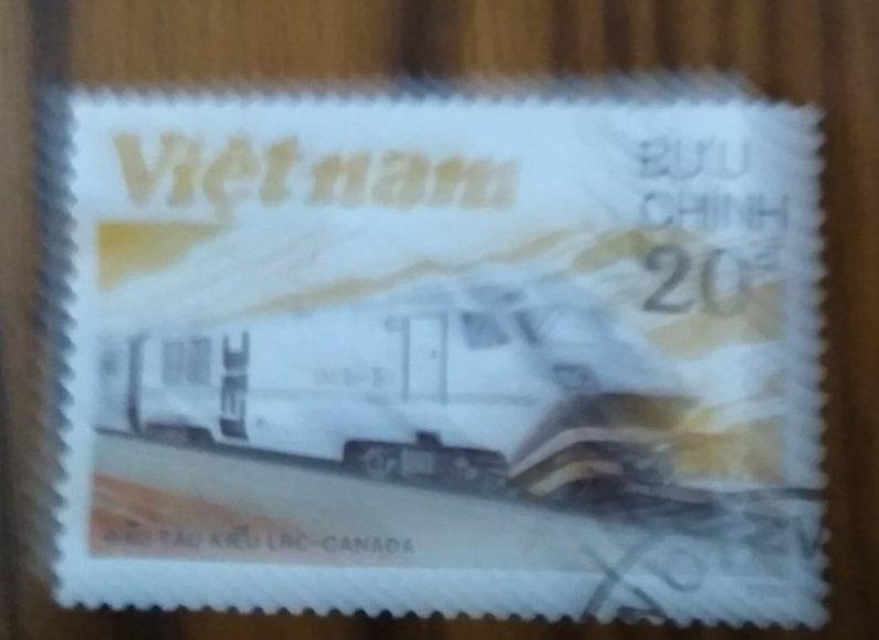 Вьетнам поезд в Канаде
