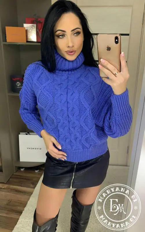Объемный вязаный свитер оверсайз синий 1