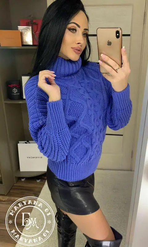 Объемный вязаный свитер оверсайз синий 5