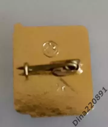 Значок ЦСКА чемпион СССР 1972г. (синий!!!) 1