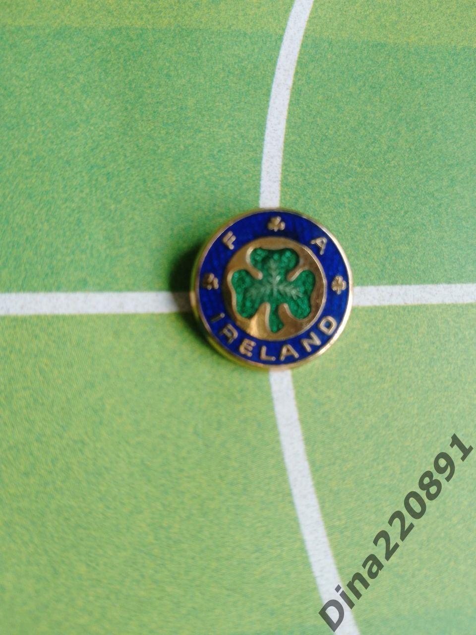 Знак Федерация Футбола Ирландия Оригинал 1980-е гг.