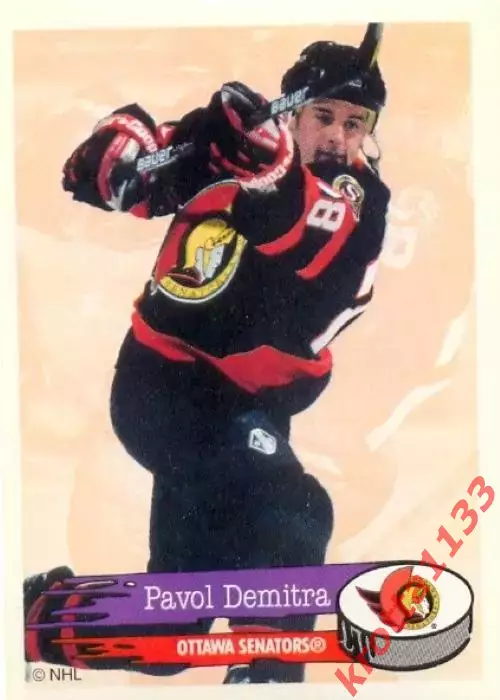 Наклейка #53 Pavol Demitra Ottawa Senators для альбома PANINI NHL 1995-1996