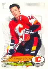Наклейка #237 Theoren Fleury Calgary Flames для альбома PANINI NHL 1995-1996