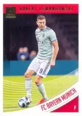 Карточка #17 Robert Lewandowski FC Bayern Munich PANINI Donruss Soccer 2018-2019
