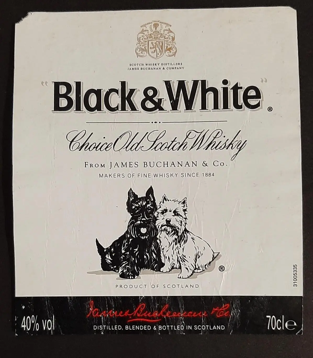 Этикетка виски Black & White