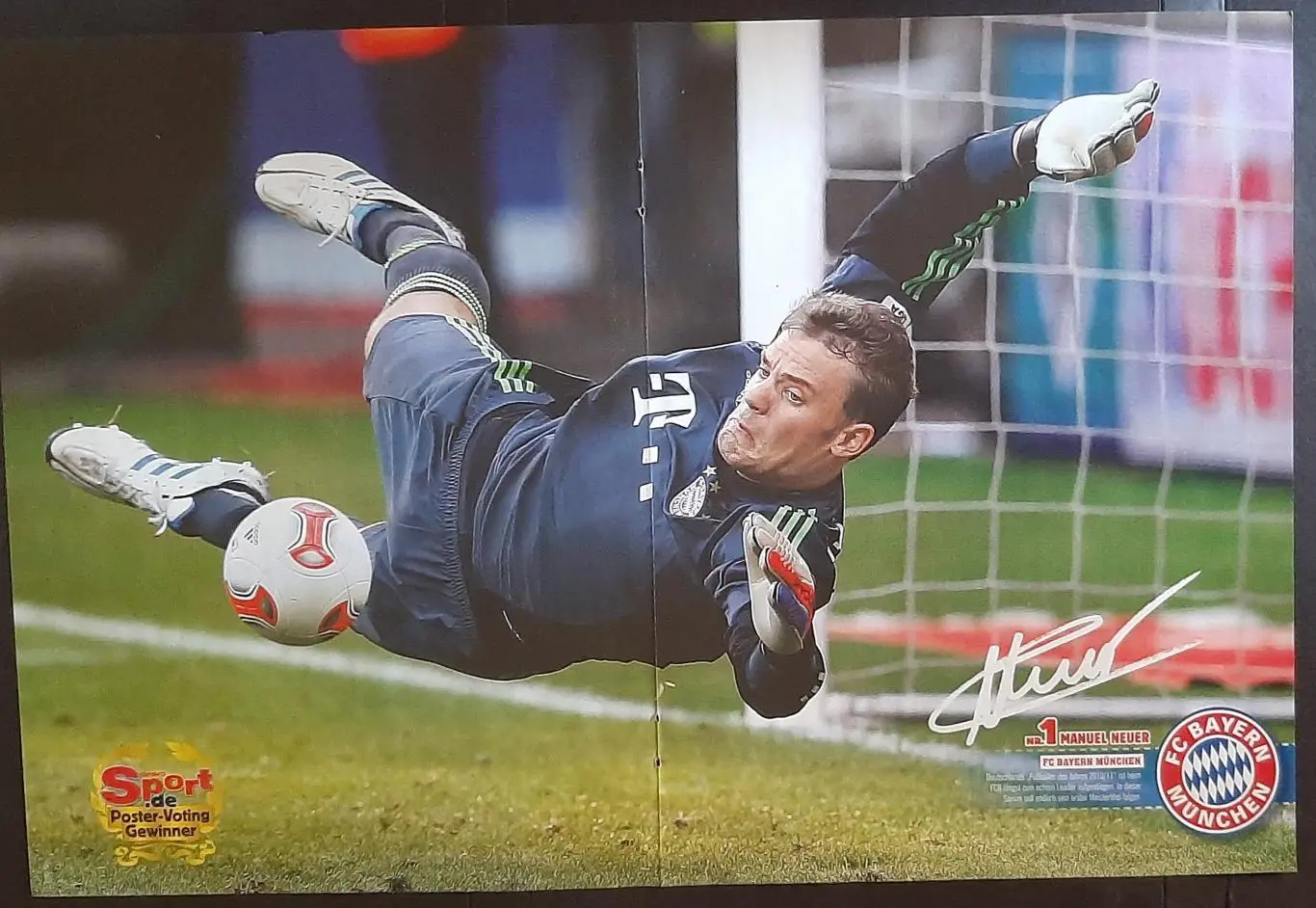 Постер двосторонній Нойер /Хунтелаар з журналу Bravo Sport 2012