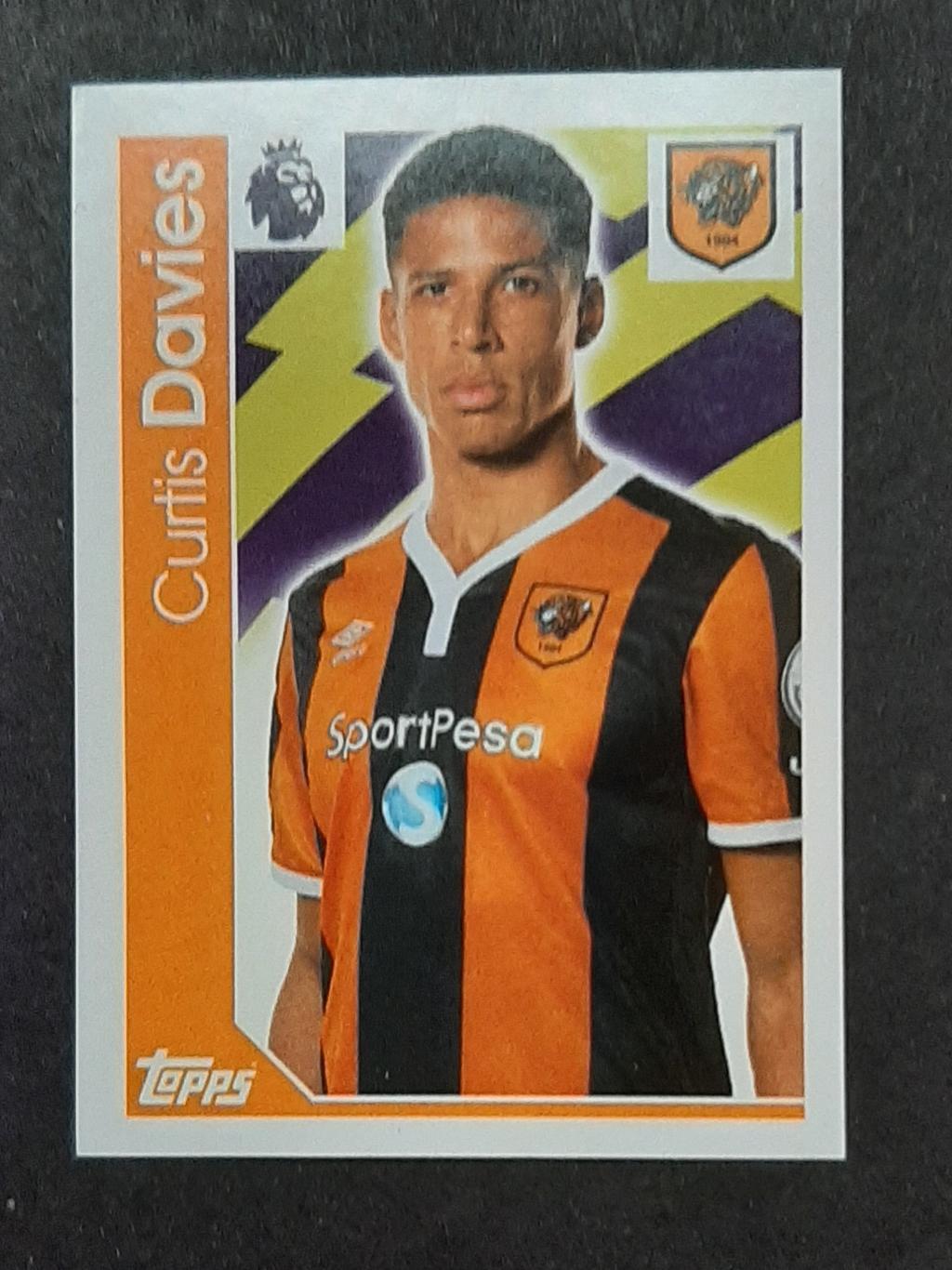 Наклейка Topps Davies #107 Premier League 2017