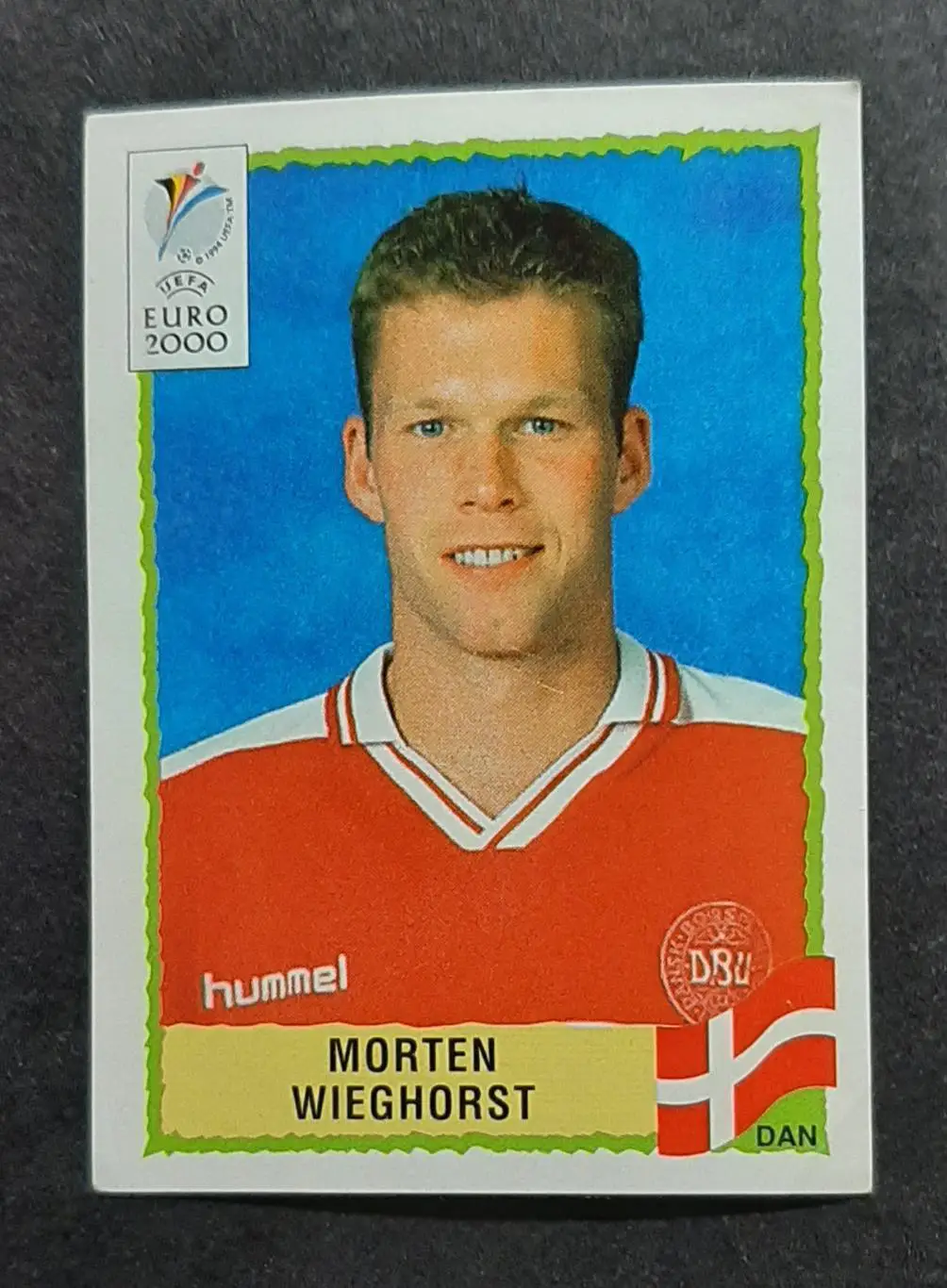 Наклейка Panini Morten Wieghorst / Мортен Віггорст #328 Данія Euro Евро 2000