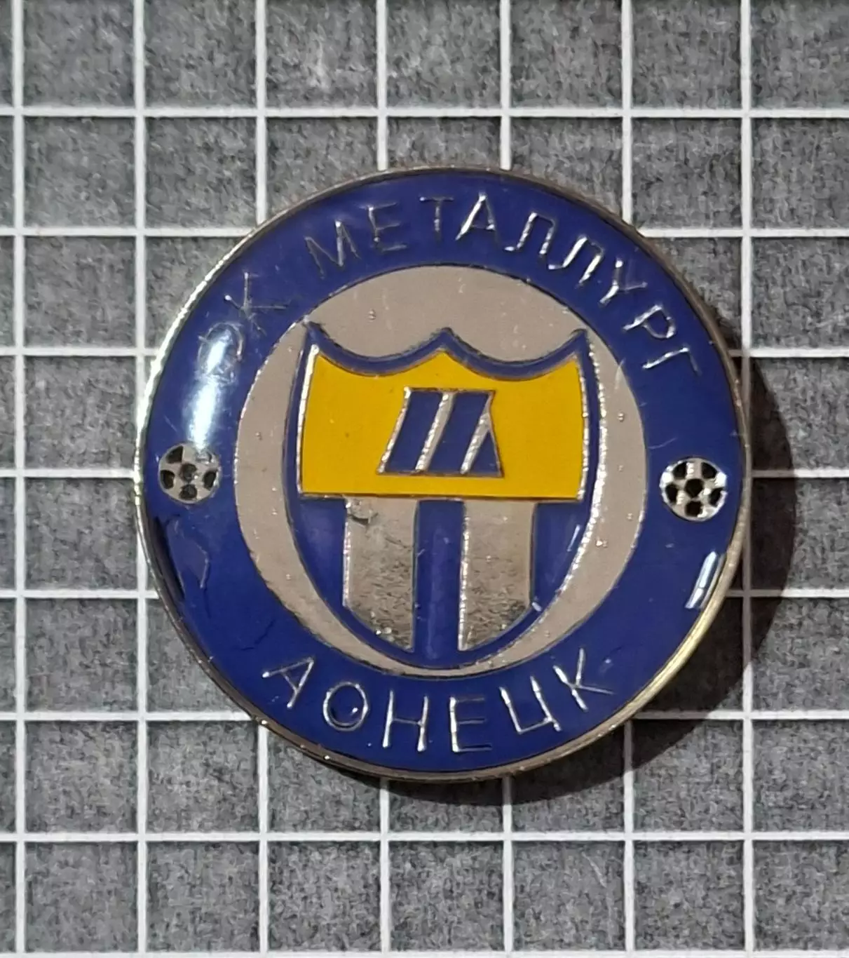 Знак футбол Металург Донецьк Україна 1