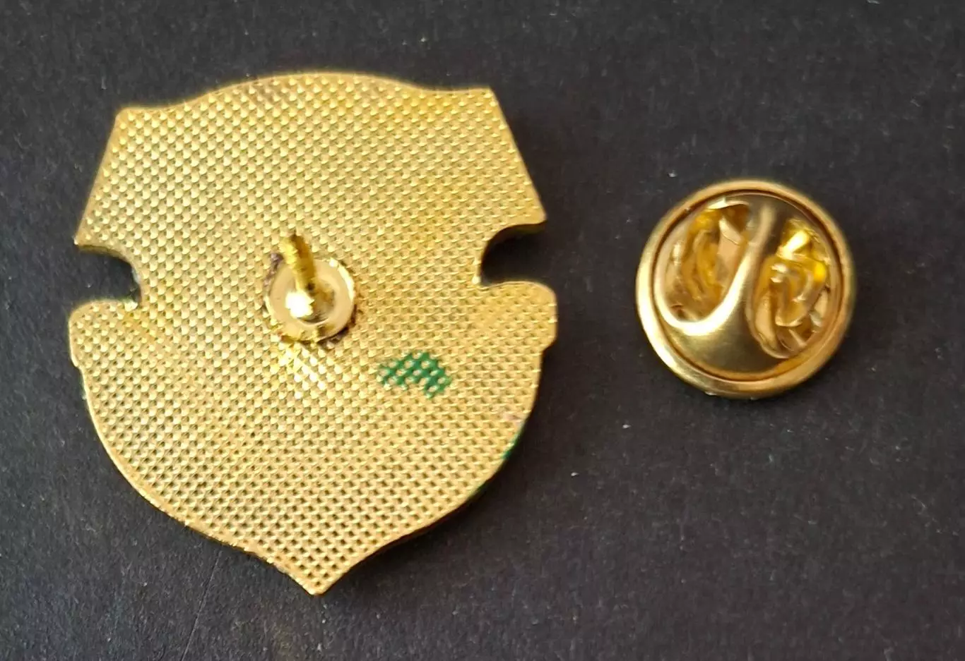 Знак футбол ФК Харків Україна 3