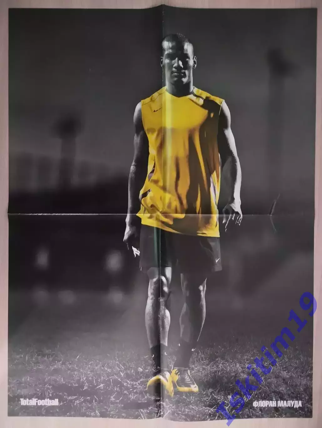 Плакат TotalFootball. Флоран Малуда/Рафаэль Маркес