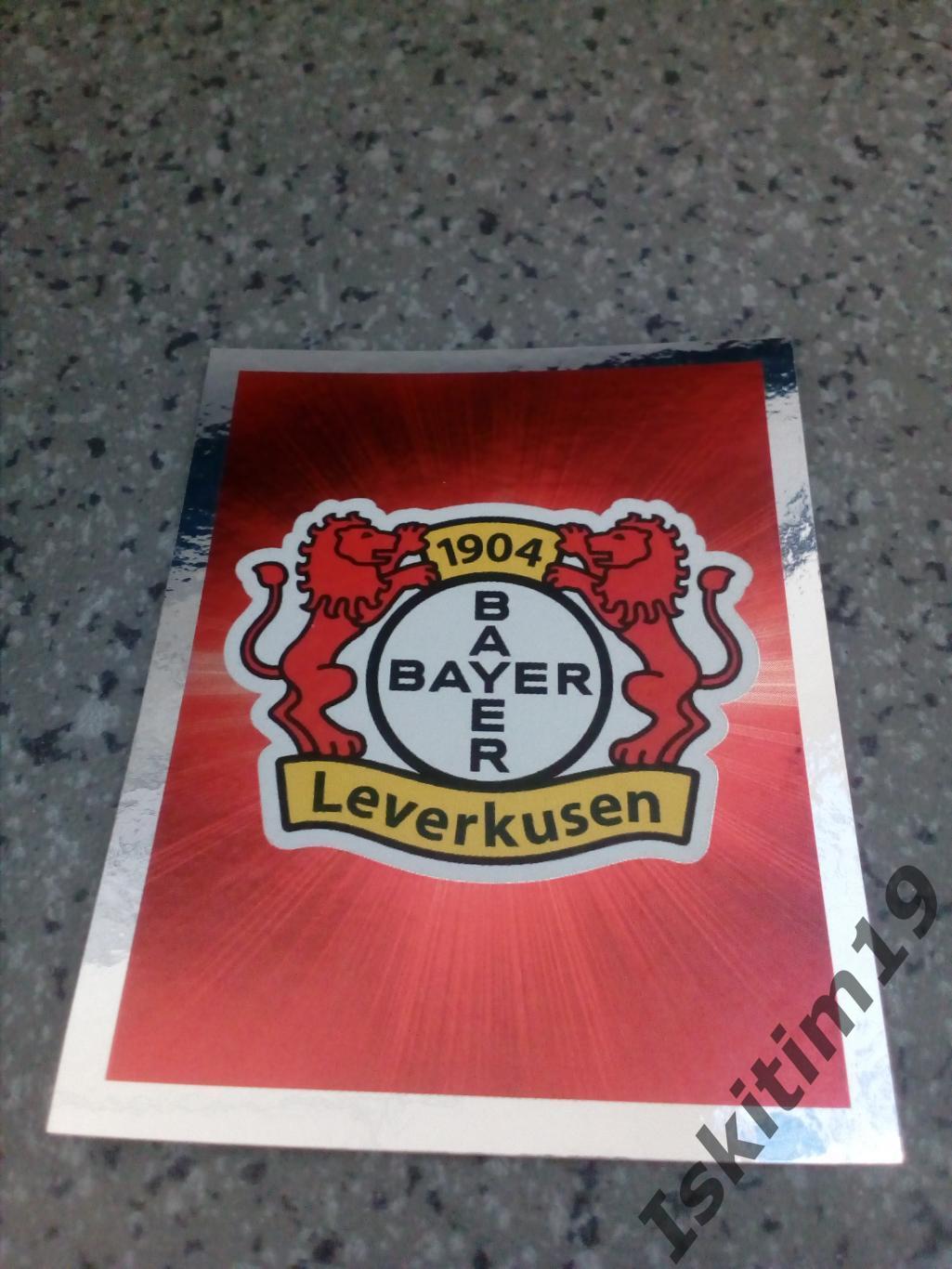 Наклейка TOPPS Бундеслига 2010-2011 № 235 Bayer 04 Leverkusen wappen Байер герб