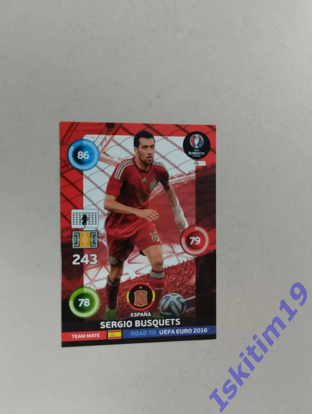 Карточка. PANINI Дорога на Евро 2016. Adrenalyn XL. № 75 Серхио Бускетс Испания