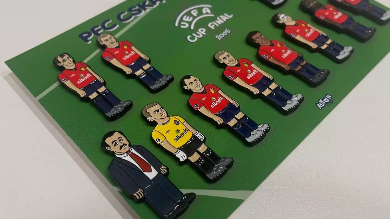 Набор значков ПФК ЦСКА посвященный финальной встрече в Кубке УЕФА 2005 3