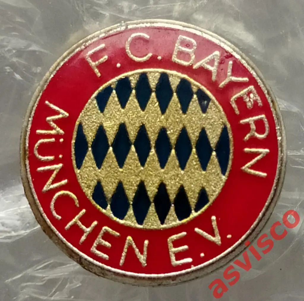 Значок Футбольный клуб BAYERN MUNCHEN E.V. / БАВАРИЯ из Мюнхена / Германия. 3