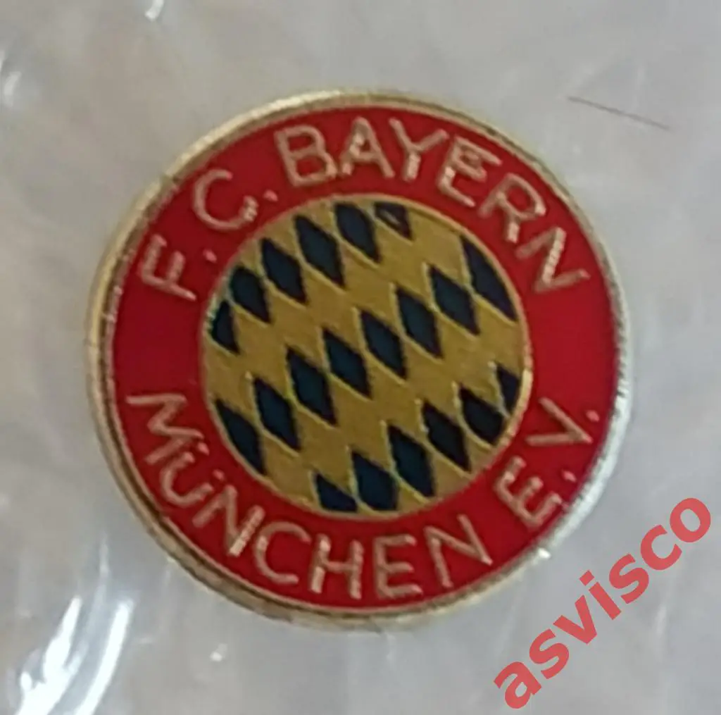 Значок Футбольный клуб BAYERN MUNCHEN E.V. / БАВАРИЯ из Мюнхена / Германия. 4