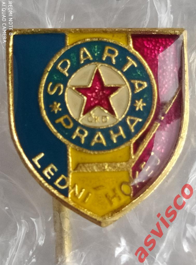 Значок Хоккейный клуб SPARTA PRAHA / СПАРТА из Праги / Чехословакия. 1