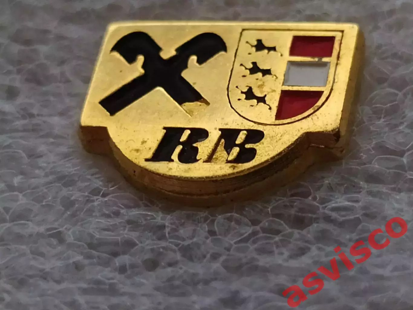 Значок RAIFFEISEN BANK / РАЙФФАЙЗЕНБАНК. Австрия. 4