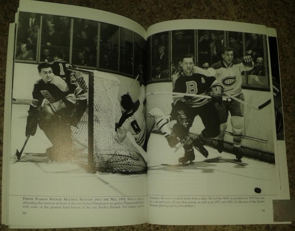 The Bruins in Black and White. 1924-1966 (NHL) 4