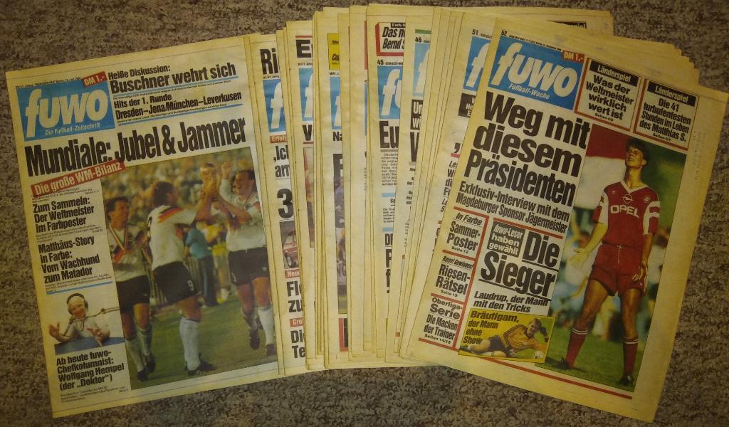 Комплект еженедельника Die Neue Fussball-Woche за 1990 год